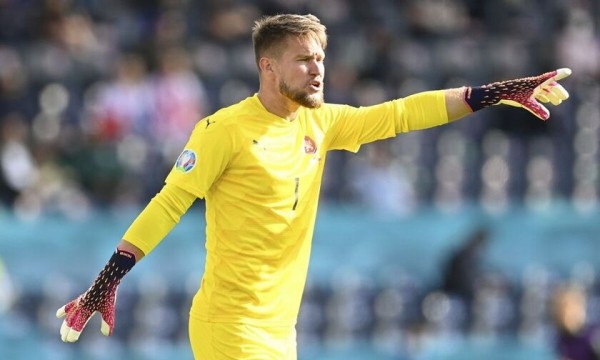 Τραυματίστηκε ο Βατσλίκ και έγινε αλλαγή