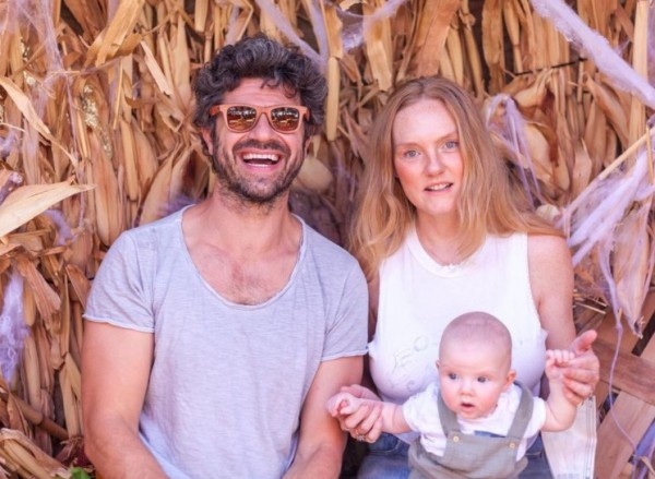 Χρήστος Βασιλόπουλος – Απίστευτες πόζες του γιου του Apollo με τον σκύλο του