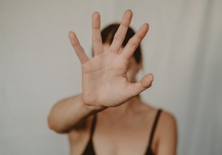 Χαλκίδα – Την κρατούσε όμηρο και τη βίαζε για 14 μέρες – Την είχε γνωρίσει στο Viber