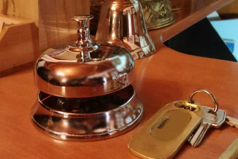 Σφοδρές αντιδράσεις για την εργασία παιδιών από δομές σε ξενοδοχεία