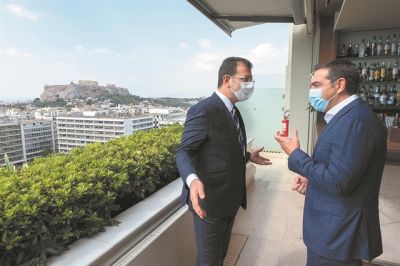 Αιχμάλωτοι της Ιστορίας