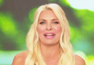 Ελένη Μενεγάκη – Η συνάντηση με τον Γιάννη Λάτσιο στο σπίτι της αμέσως μετά την πρεμιέρα της