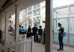 Κοροναϊός – Περιμένουν έκρηξη κρουσμάτων στα σχολεία