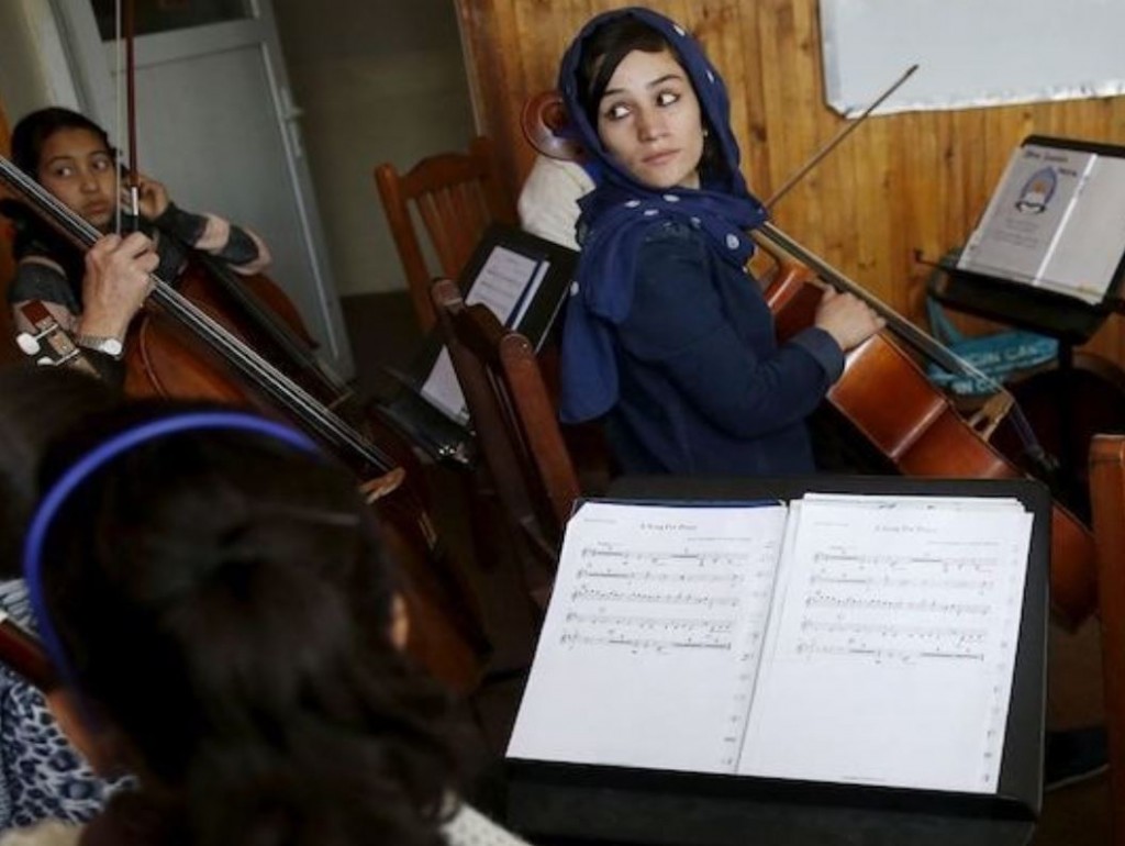 Η μέρα που η μουσική πέθανε- Η γυναικεία ορχήστρα του Αφγανιστάν που σιώπησε