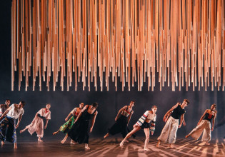 Η ΕΛΣ τιμάει την Ελληνική Επανάσταση με δύο σπουδαία έργα – Δέσπω του Παύλου Καρρέρ και  Ελληνικοί χοροί του Νίκου Σκαλκώτα