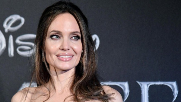 Η εκθαμβωτική εμφάνιση της Αντζελίνα Τζολί στην πρεμιέρα της ταινίας «Eternals»