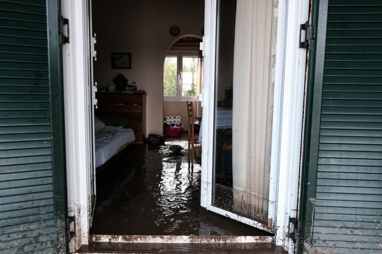 Κακοκαιρία «Αθηνά» – Σημαντικά προβλήματα σε Βόρεια Εύβοια και Πήλιο με 700 χιλιοστά βροχής