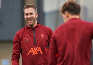 Άντριαν – «Ο Σαλάχ δεν παίρνει ποτέ ρεπό»