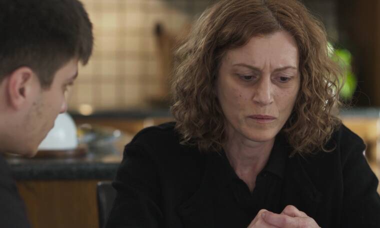 Η Γη της Ελιάς – «Εσείς οπλίσατε το χέρι του Νικόλα!»