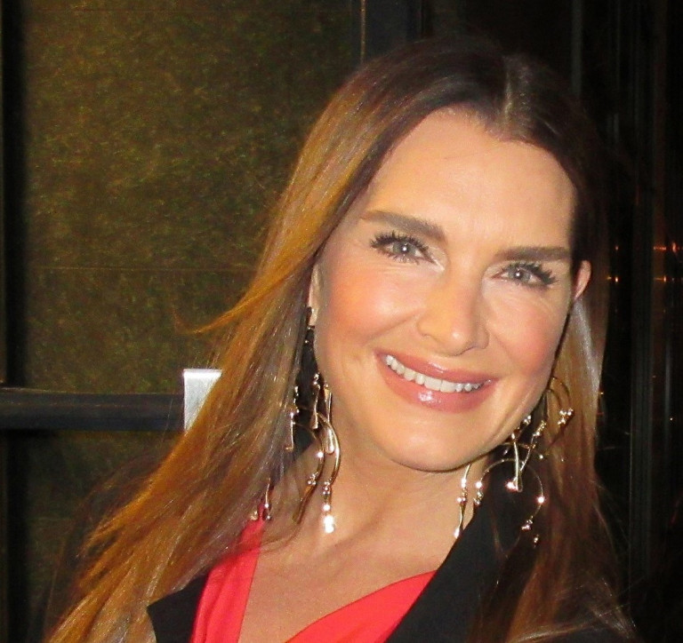 Brooke Shields – Η ιστορία πίσω από την διάσημη διαφήμιση – Πώς το βλέπει σήμερα