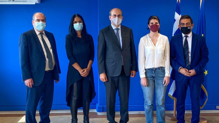 Υπουργείο Εργασίας – Δεκαεπτά υποτροφίες σε αστέγους και Ρομά για σπουδές στο Ελληνικό Ανοιχτό Πανεπιστήμιο