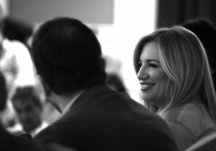 Μόσιαλος για Γεννηματά – Η πολιτεία να θεσπίσει πρόγραμμα πρόληψης και αντιμετώπισης του καρκίνου με το όνομα της