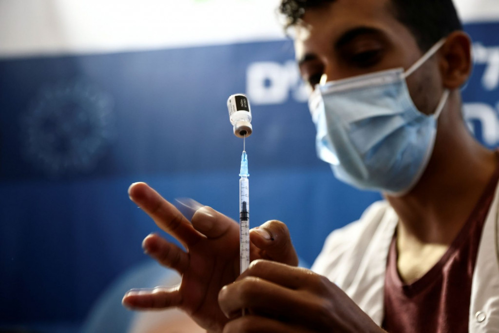 Θεοδωρίδου - Μπορεί το εμβόλιο της γρίπης να γίνει ταυτόχρονα με αυτό του κοροναϊού;