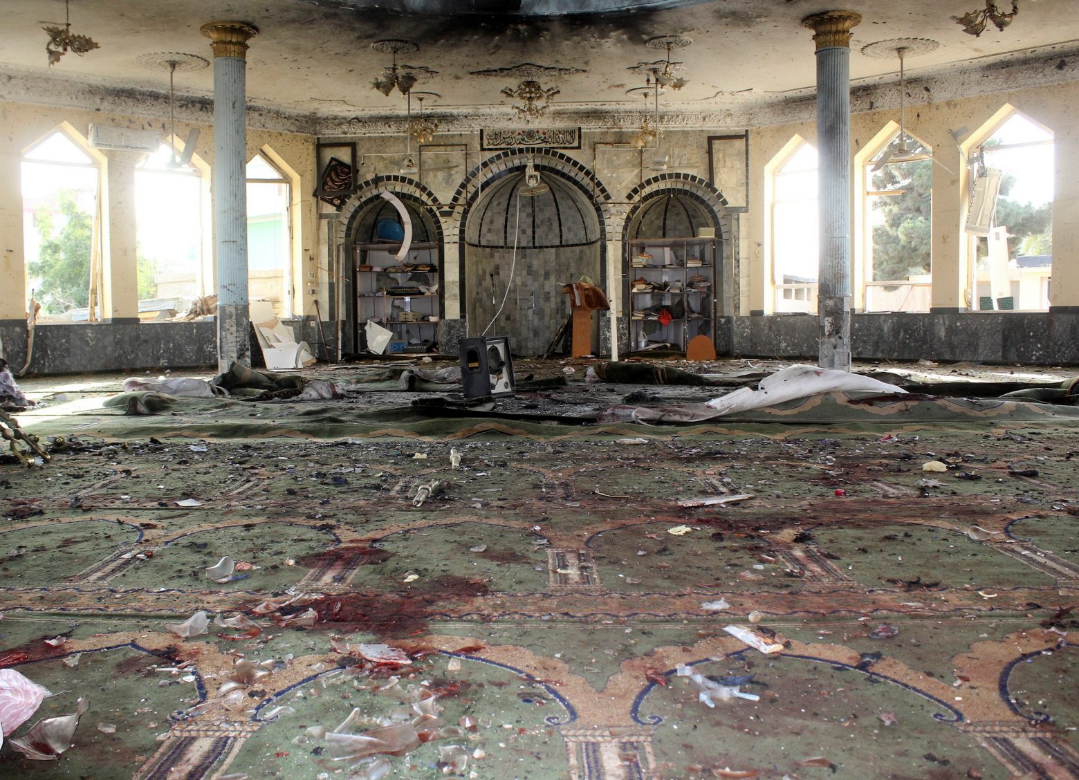 Αφγανιστάν - Το ISIS ανέλαβε την ευθύνη για την πολύνεκρη επίθεση στο τέμενος