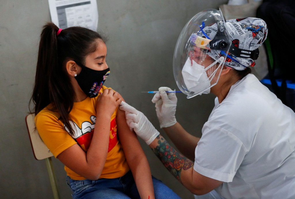 Εμβόλιο – Εντός του Νοεμβρίου περιμένει ο Φάουτσι την έγκριση για παιδιά