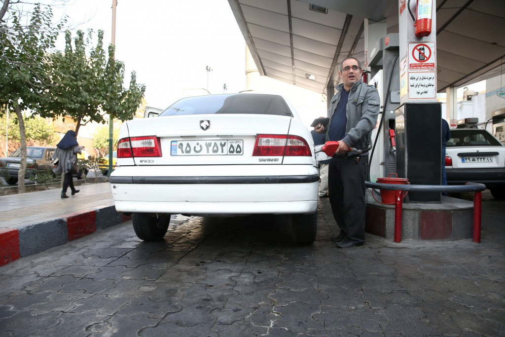 Χάος στα πρατήρια καυσίμων του Ιράν αποδίδεται σε κυβερνοεπίθεση