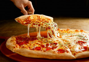 Έως και 13% πιο ακριβή η πίτσα – Γιατί αυξάνεται η τιμή της