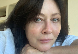 Η Σάνεν Ντόχερτι για την μάχη με τον καρκίνο: «Παλεύω να μείνω ζωντανή»