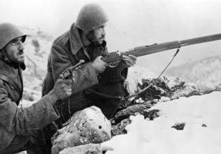 Είναι «ήρωες» οι αστυνομικοί στο Πέραμα; Ντροπή σας, λίγη ενσυναίσθηση δε βλάπτει