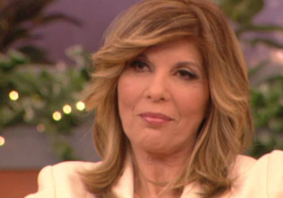 Κατερίνα Στανίση – Η συνεργασία και το τραγούδι με τον Παντελή Παντελίδη