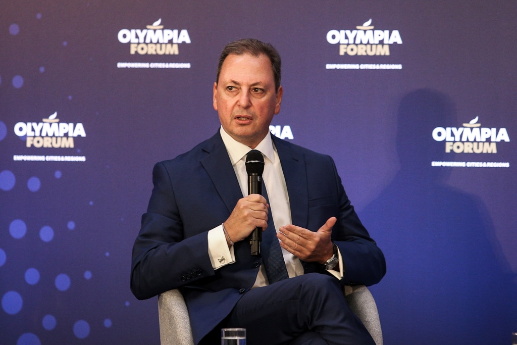 Λιβανός προς τράπεζες – «Να διευκολύνουν τα αγροτικά επενδυτικά δάνεια»