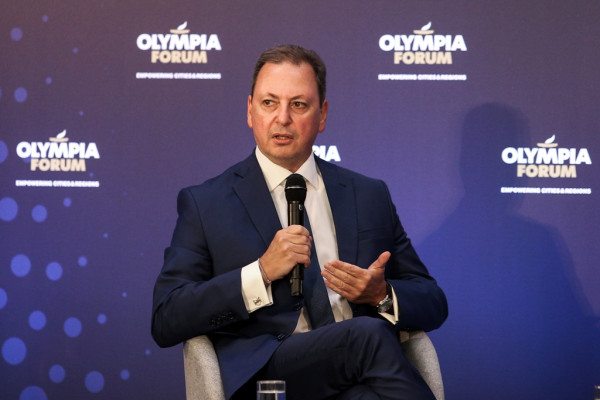 Λιβανός προς τράπεζες – «Να διευκολύνουν τα αγροτικά επενδυτικά δάνεια»