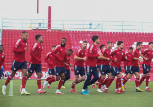 Η αποστολή του Ολυμπιακού για την Άιντραχτ