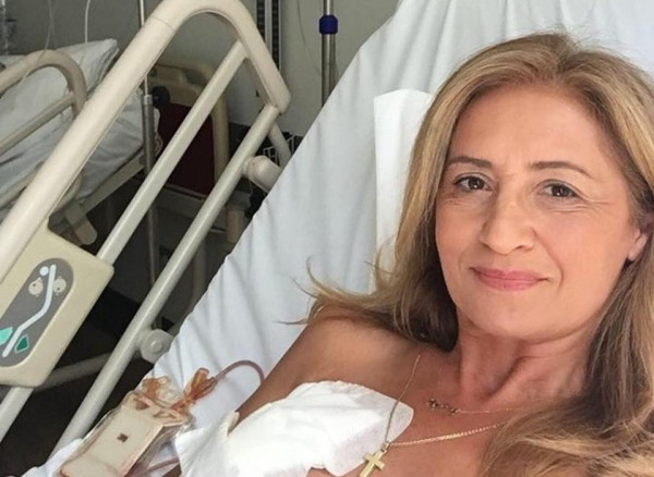 Μαρία Πολύζου – «Για εμάς που περάσαμε καρκίνο, κάθε γυναίκα που φεύγει είναι γροθιά στο στομάχι»