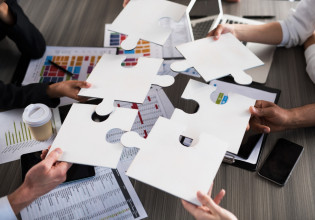 Μικρομεσαίες Επιχειρήσεις – Το μεγάλο δίλημμα συνεργασίες ή λουκέτο