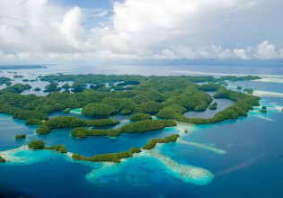 Κοροναϊός – Ποια μικρή χώρα βάζει τα γυαλιά στον πλανήτη με εμβολιαστική κάλυψη 99%