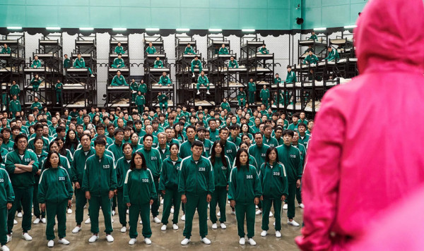 Squid Game – Πώς η δημοφιλής σειρά έχει αλλάξει την παγκόσμια αγορά της μόδας μέσα σε ένα μήνα;