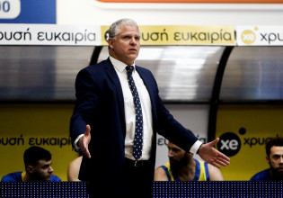 Με Μανωλόπουλο στα «παράθυρα» η Εθνική