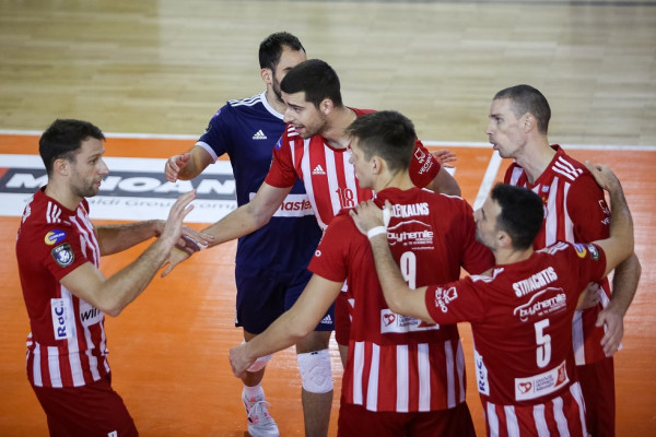 Τεράστια νίκη του Ολυμπιακού στη Σλοβακία (3-1 σετ)