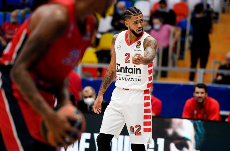 Ολυμπιακός – Τρομερός Ντόρσεϊ στην πρώτη περίοδο με 14 πόντους