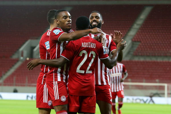 Ολυμπιακός – ΠΑΟΚ 2-1 – «Λάμψη» Αγκιμπού και νίκη κορυφής για τους ερυθρόλευκους