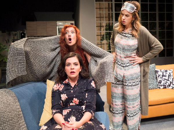 «Όποιος θέλει να χωρίσει… να σηκώσει το χέρι του» ξανά στο Θέατρο Ήβη