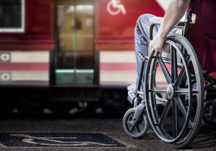 Ευρωπαϊκή Κάρτα Αναπηρίας – Oι ευρωβουλευτές «πιέζουν» για τα δικαιώματα των ατόμων με αναπηρίες