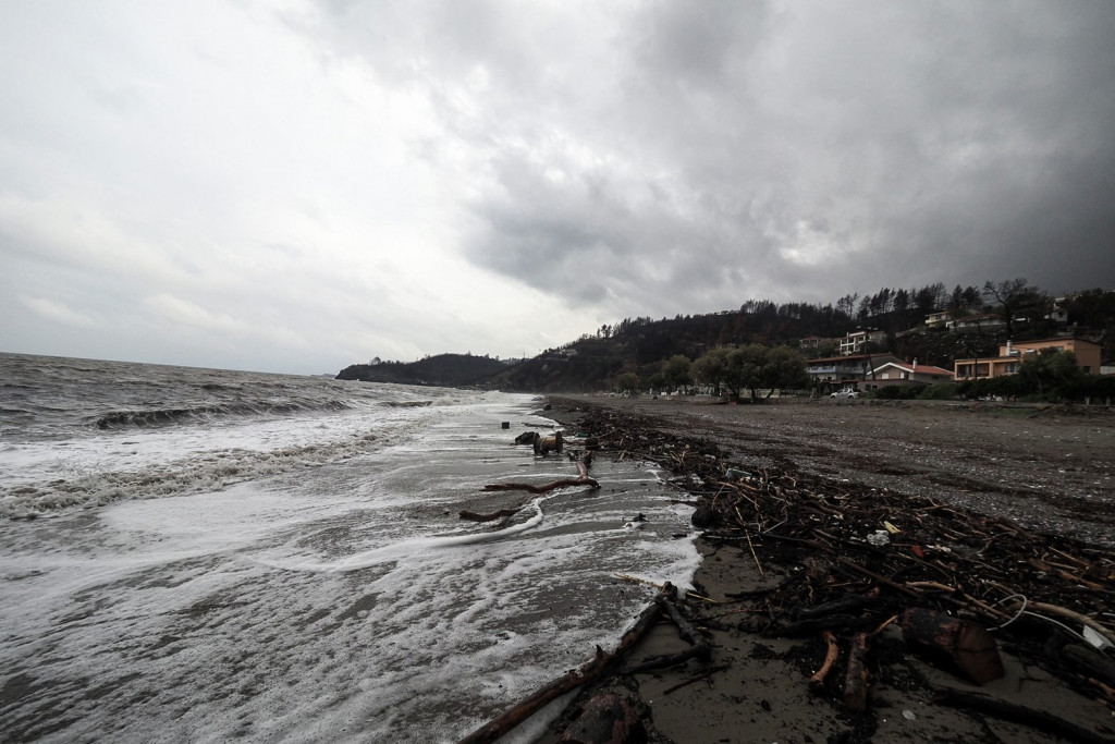 Καιρός – «Μπάλλος» – Νέα έντονα φαινόμενα από το βράδυ της Τετάρτης – Οι περιοχές που θα «χτυπήσει»