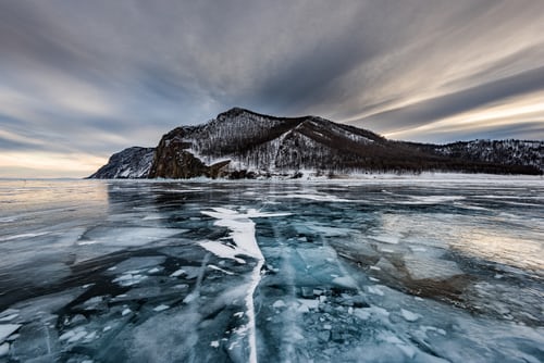 Λίμνη Βαϊκάλη – Το «Μαργαριτάρι της Σιβηρίας» πνίγεται στα μικροπλαστικά