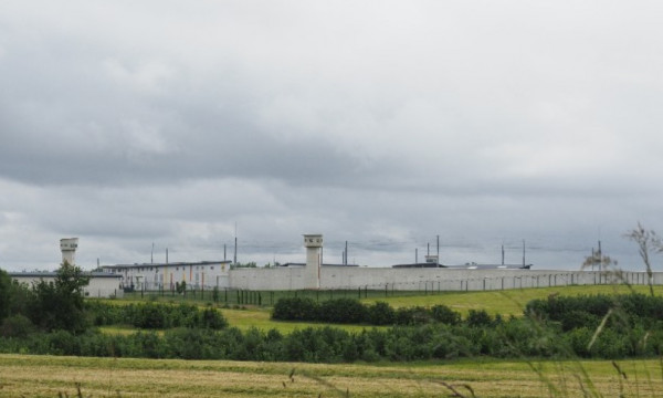 Γαλλία: Κρατούν ομήρους σε φυλακή – Ένας τραυματίας