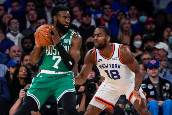 NBA – Το «τρελό» φινάλε και η διπλή παράταση στη Νέα Υόρκη
