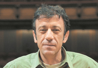 Μανώλης Μαυροματάκης – Η πολύ άσχημη συμπεριφορά που έχει δεχτεί απο σκηνοθέτη