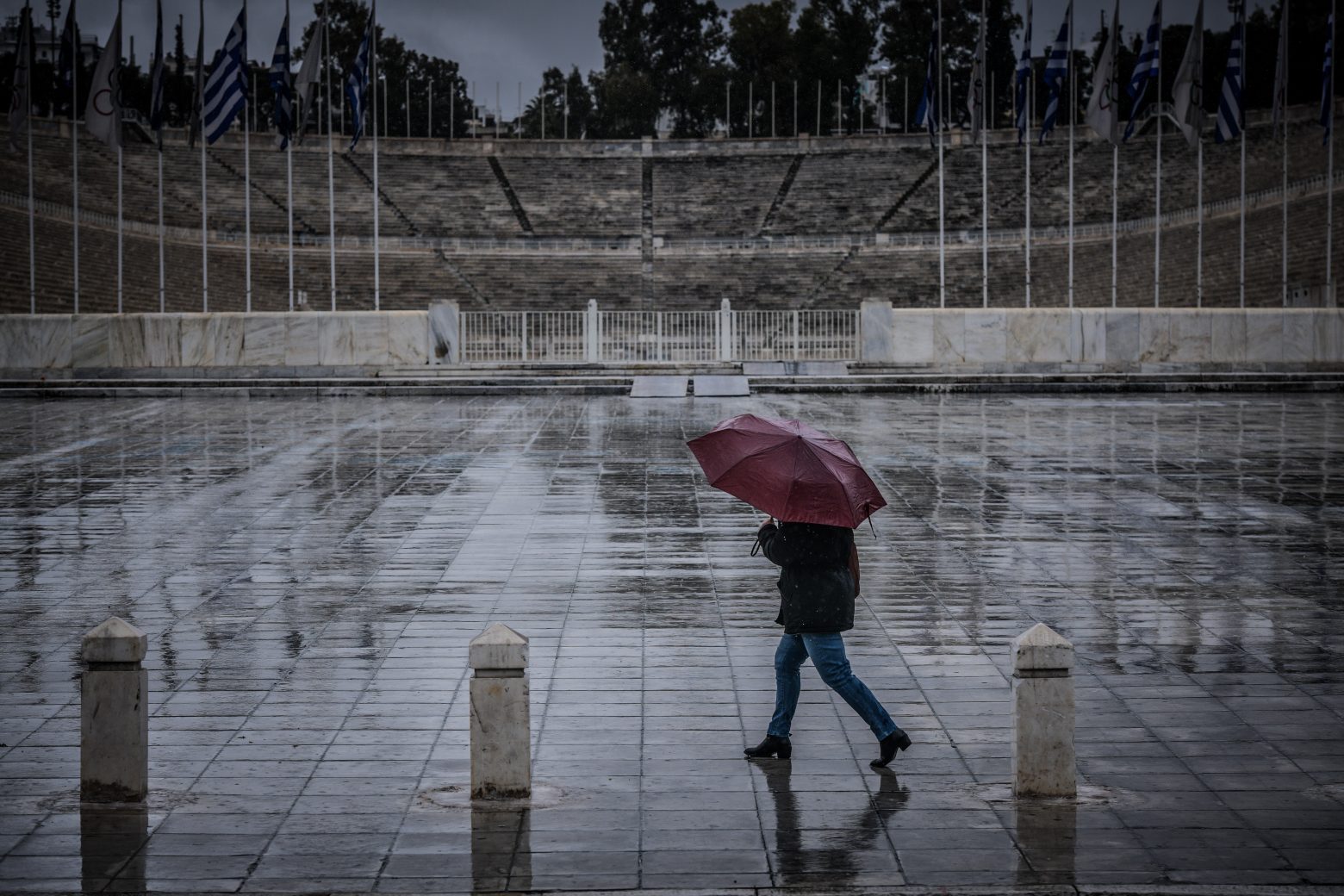Καιρός - Η «Αθηνά» έρχεται στην πρωτεύουσα με ισχυρές βροχές και καταιγίδες - Πού χρειάζεται ιδιαίτερη προσοχή