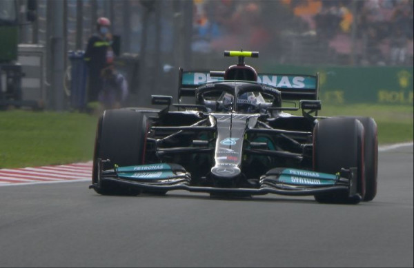 Πήρε την pole position ο Χάμιλτον, όμως θα ξεκινήσει 11ος