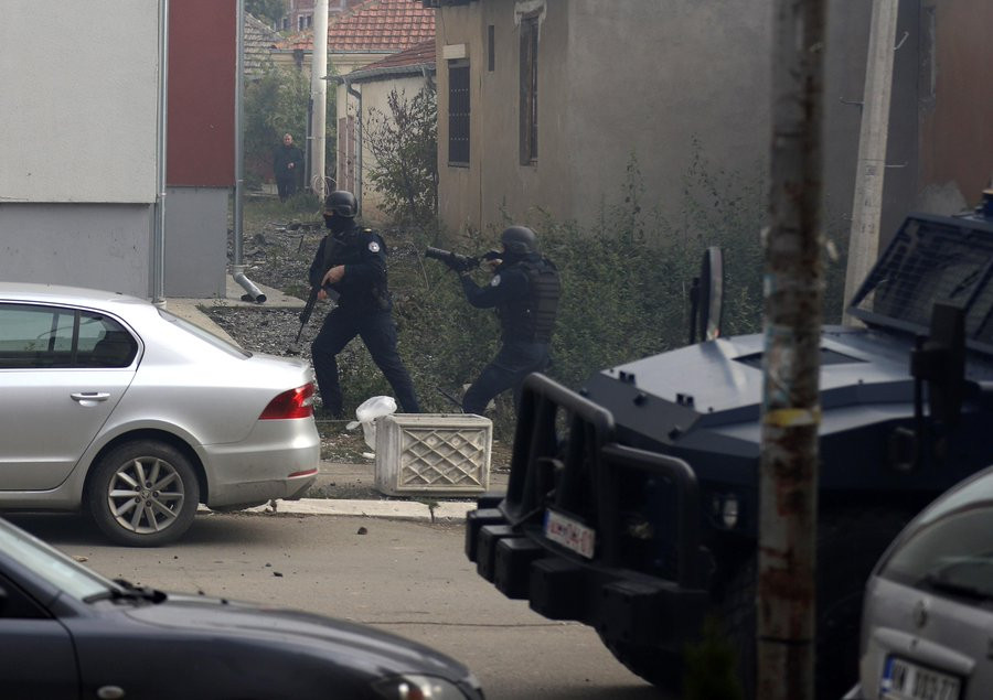 Σερβία-Κόσοβο - Σέρβοι πολίτες και Κοσοβάροι αστυνομικοί τραυματίσθηκαν σε συγκρούσεις στη Μιτρόβιτσα