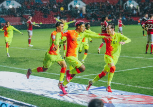 Η απίθανη ανατροπή της Νότιγχαμ από την εξέδρα