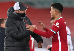 Κλοπ – «Ο Φιρμίνο παίζει σαν να εφηύραμε εμείς τη θέση του ψευτοεννιαριού»