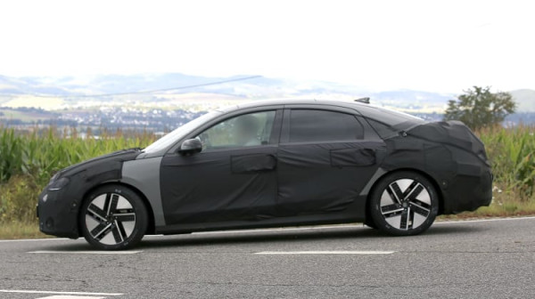 Hyundai Ioniq6: Ηλεκτρικά εξάσφαιρα