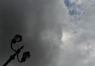 Καιρός – Προειδοποιήσεις για επικίνδυνα φαινόμενα στα τέλη του μήνα – Πότε και από πού θα ξεκινήσει η νέα κακοκαιρία