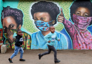 ΠΟΥ – Πώς θα ανακόψει την πανδημία στις φτωχότερες χώρες